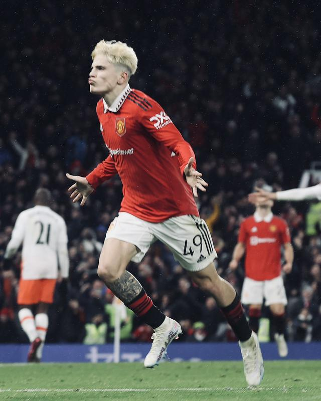 雷竞技官方 -今夜足总杯焦点战，浙江队绝杀压哨，信心回归，临场指挥获称赞的简单介绍